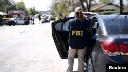 Một nhân viên FBI tại hiện trường vụ nổ ở Austin, Texas ngày 12/3/2018