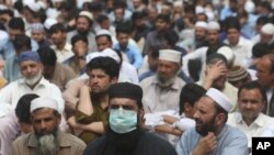 Virus Outbreak Pakistan